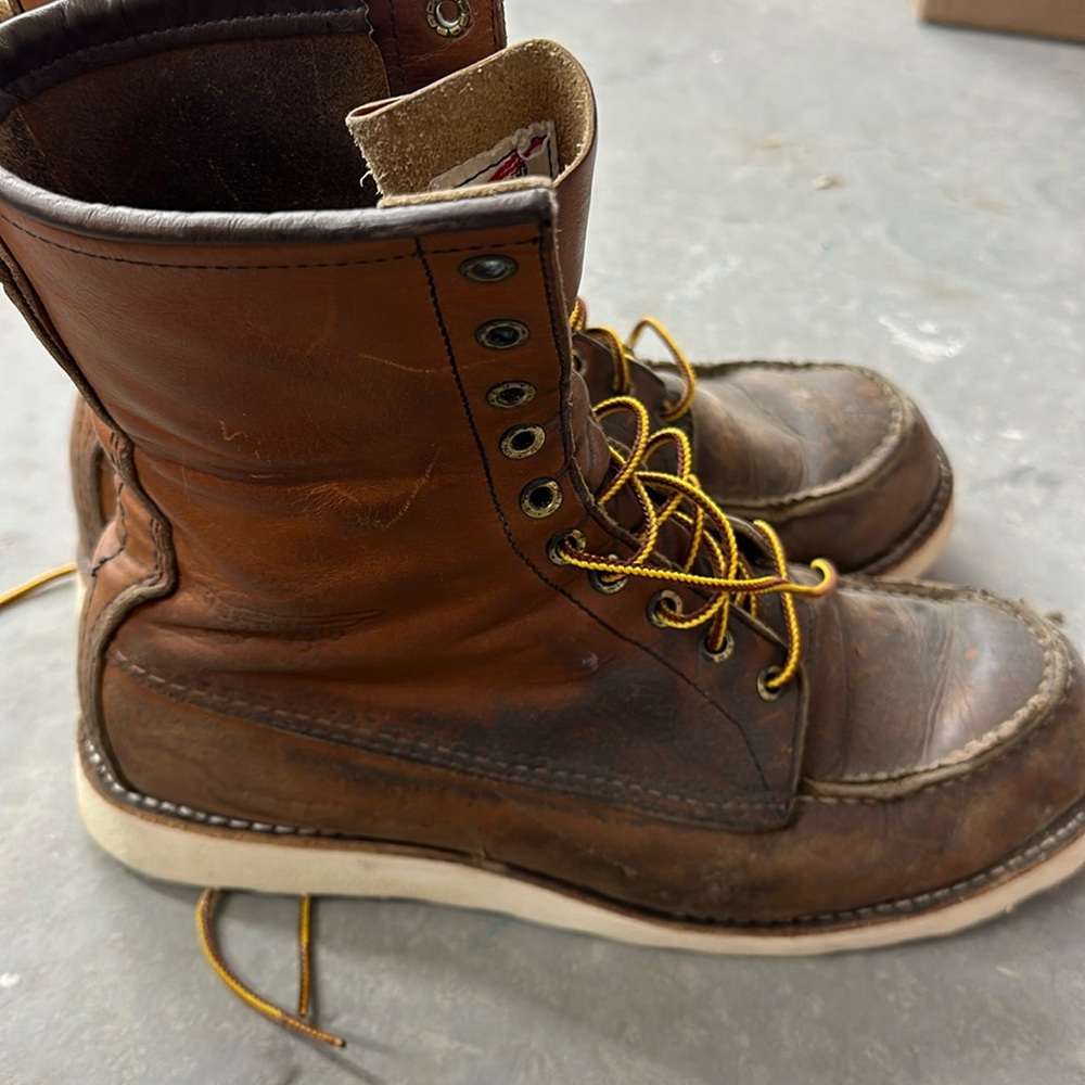 Vintage Men’s Red Wing boots